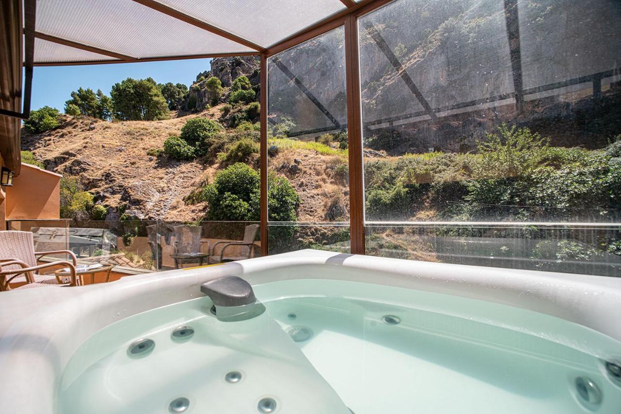 Double Room Spa Bath